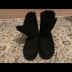 Ugg Australia Bailey button boot. Size 8. Black.